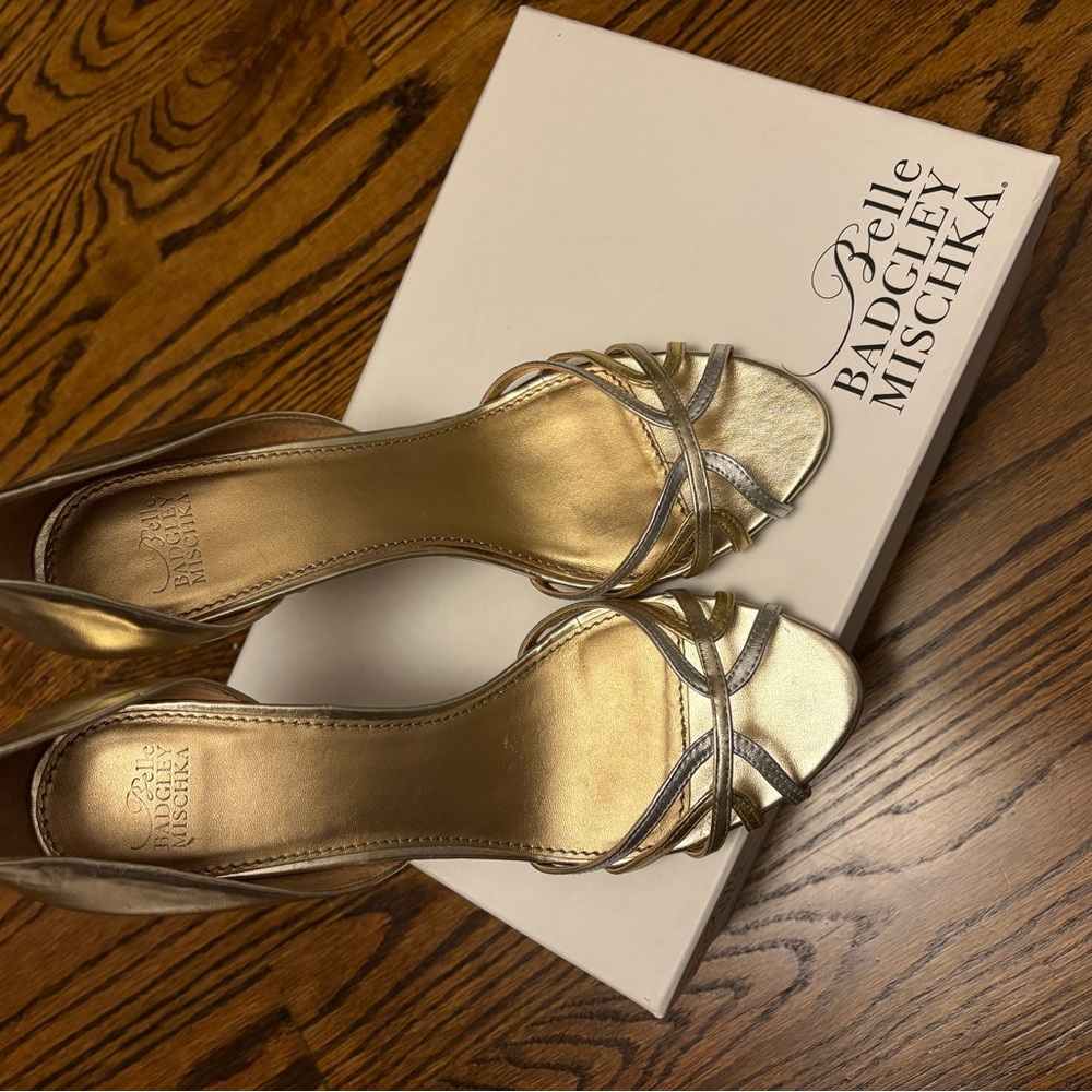 Badgley Mischka Gold & Silver two tone Women's Heels Sz 8.5